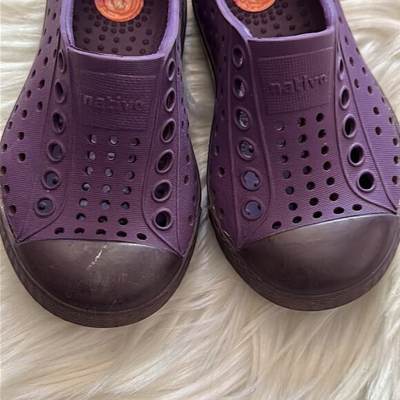 Native | Jefferson Child Shoes Size C5 - Picture 5 of 8